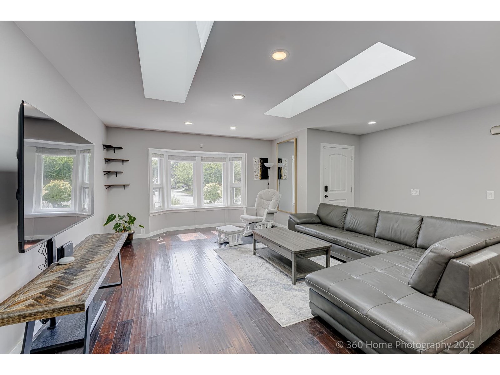 Photo 5 of 1786 142 Street, Surrey BC