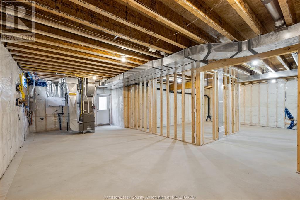 Photo 24 of 103 Bay Street, Lakeshore ON