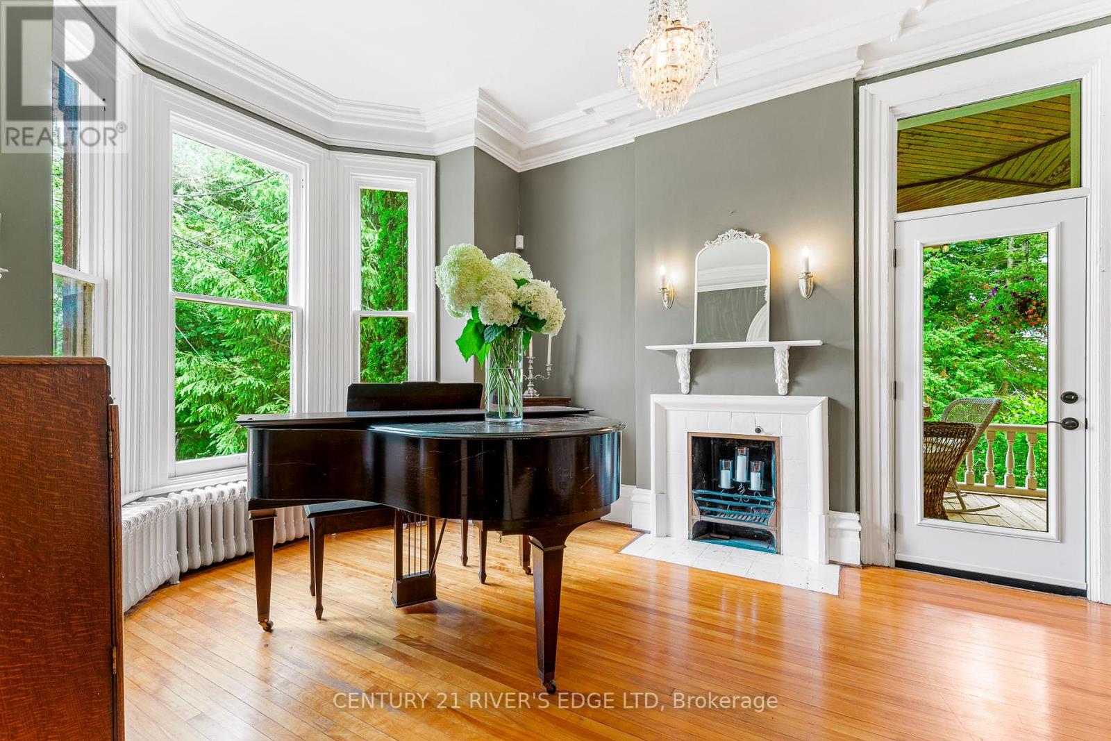 Photo 28 of 20 Sherwood Street, Brockville ON