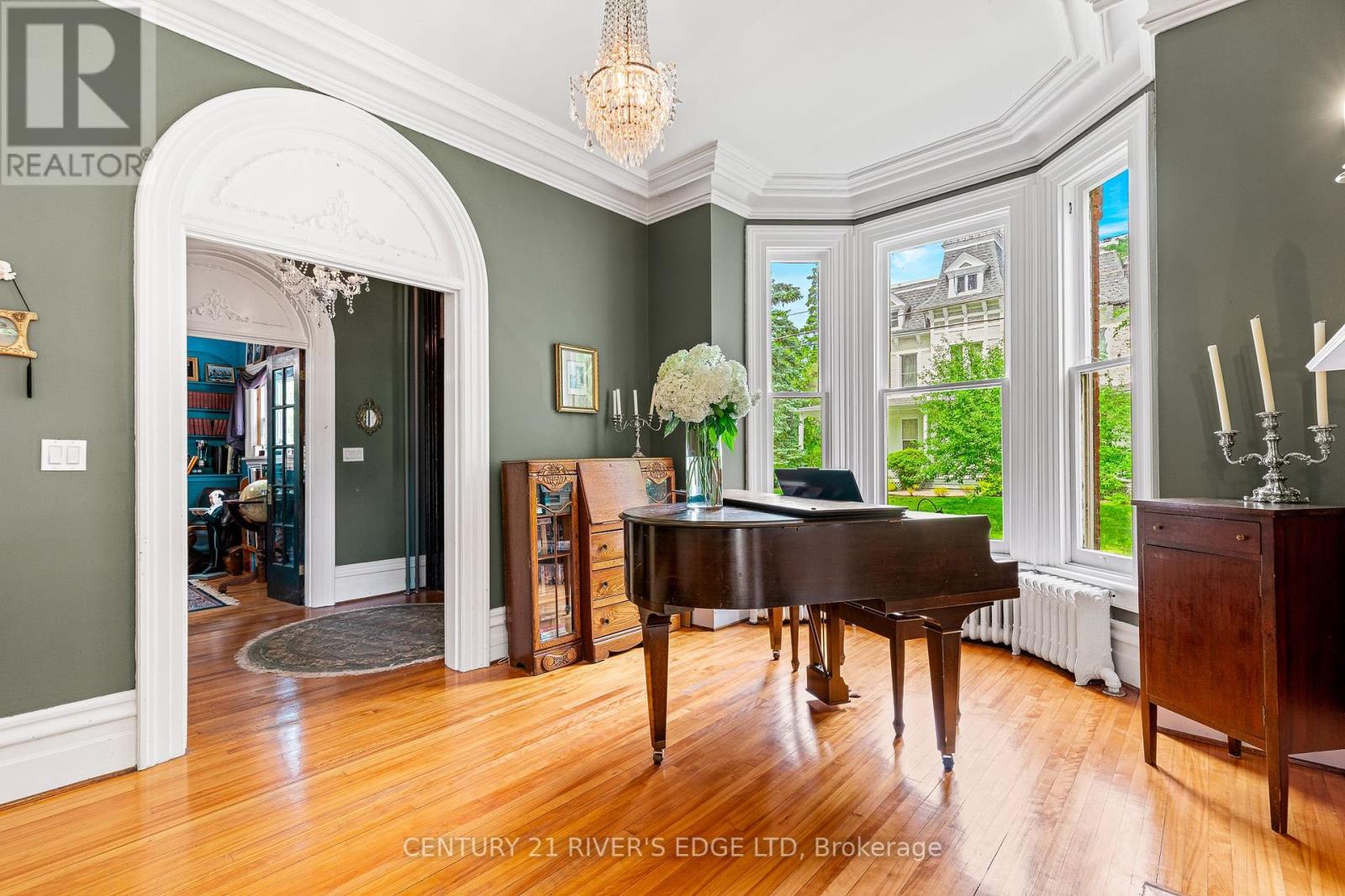 Photo 49 of 20 Sherwood Street, Brockville ON