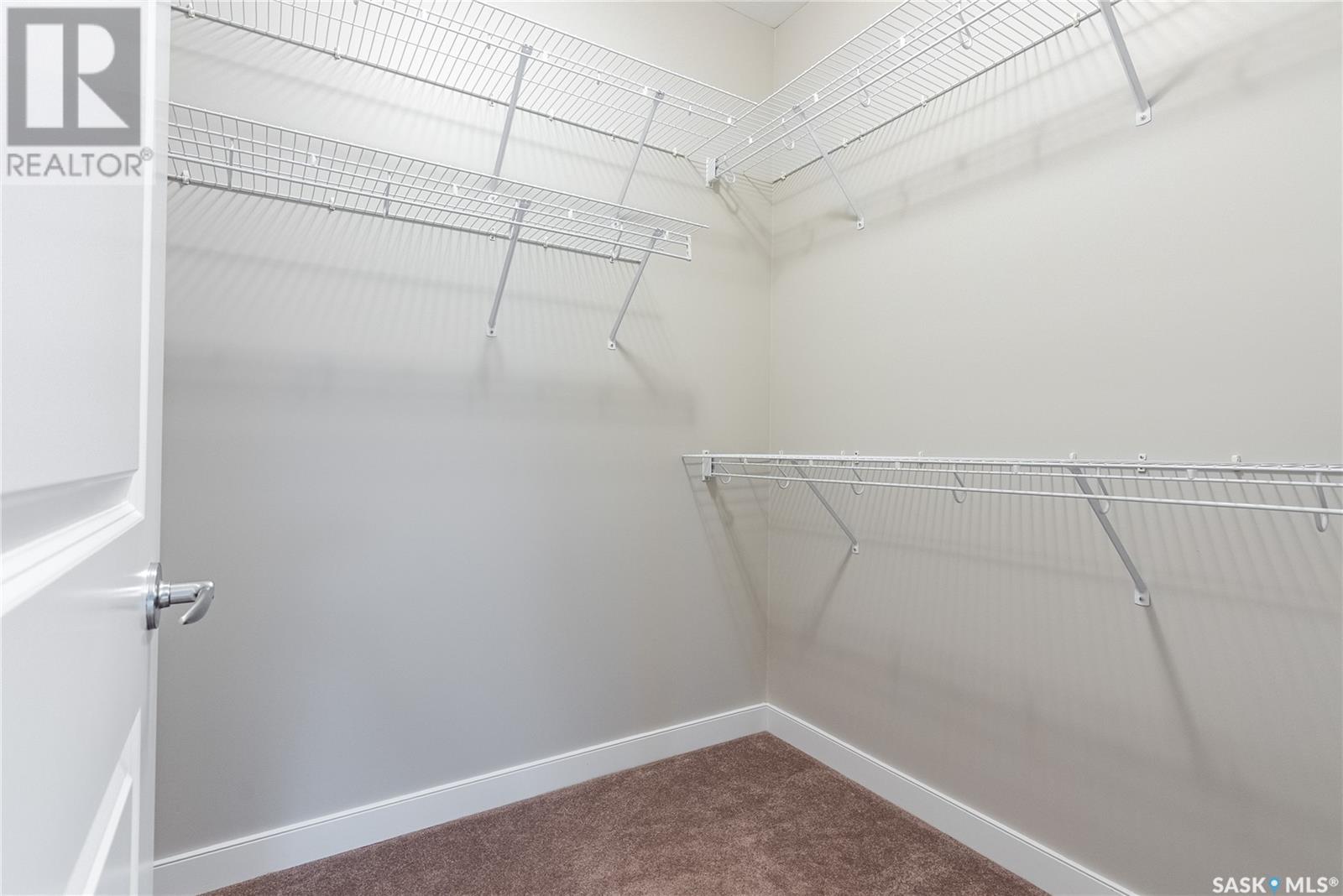 Photo 3 of 209 405 Cartwright Street, Saskatoon SK