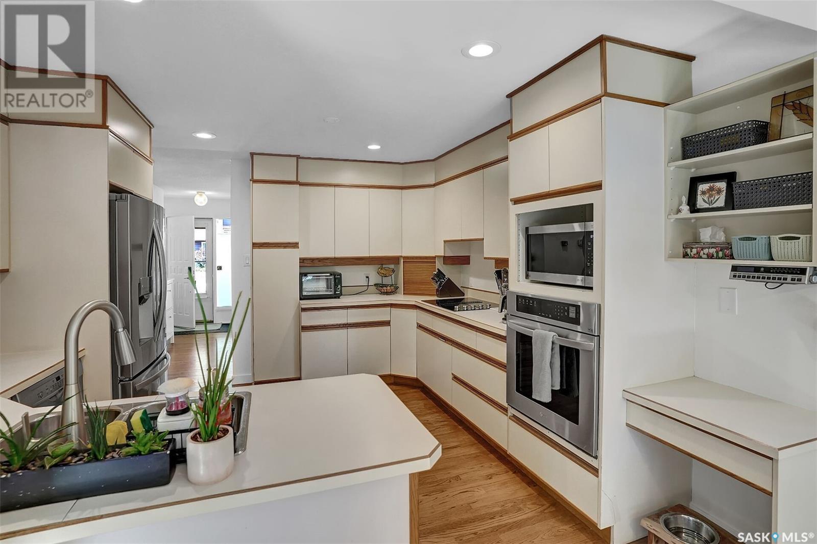 Single Family House Bungalow for Sale in  Argyle STREET Regina 