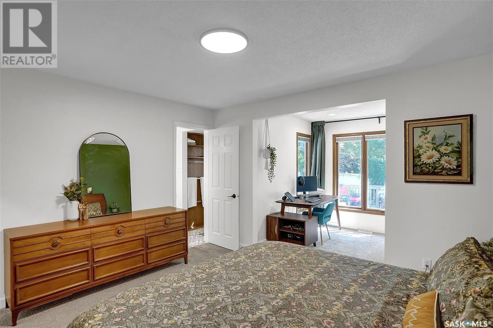 Single Family House Bungalow for Sale in  Argyle STREET Regina 