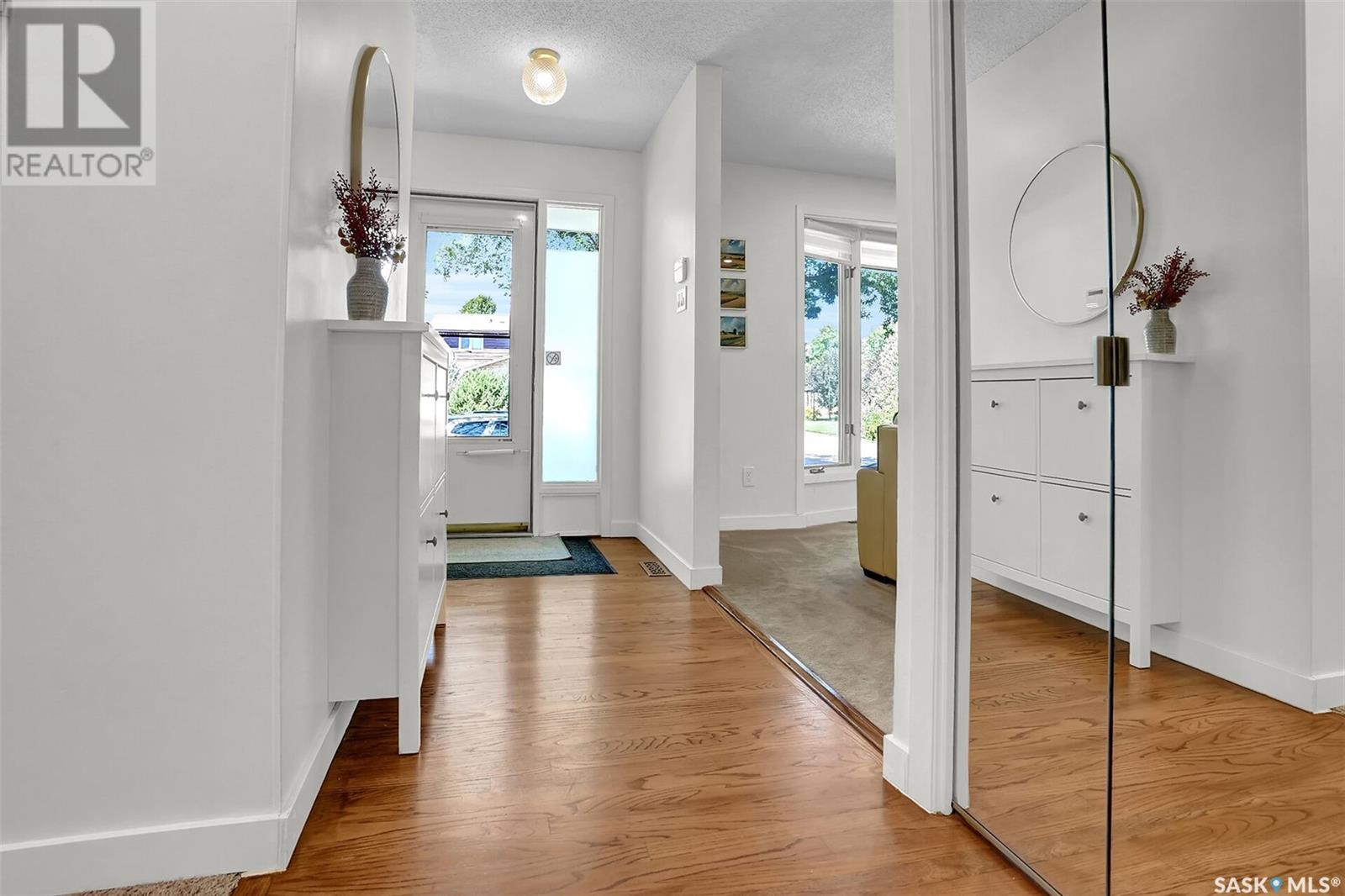 Single Family House Bungalow for Sale in  Argyle STREET Regina 
