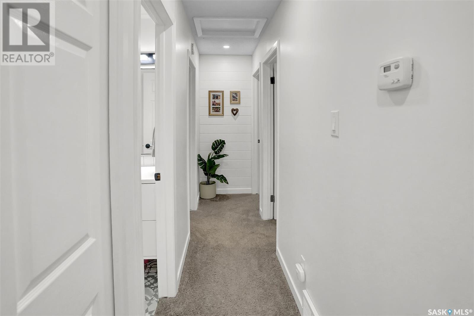 Single Family House Bungalow for Sale in  Argyle STREET Regina 