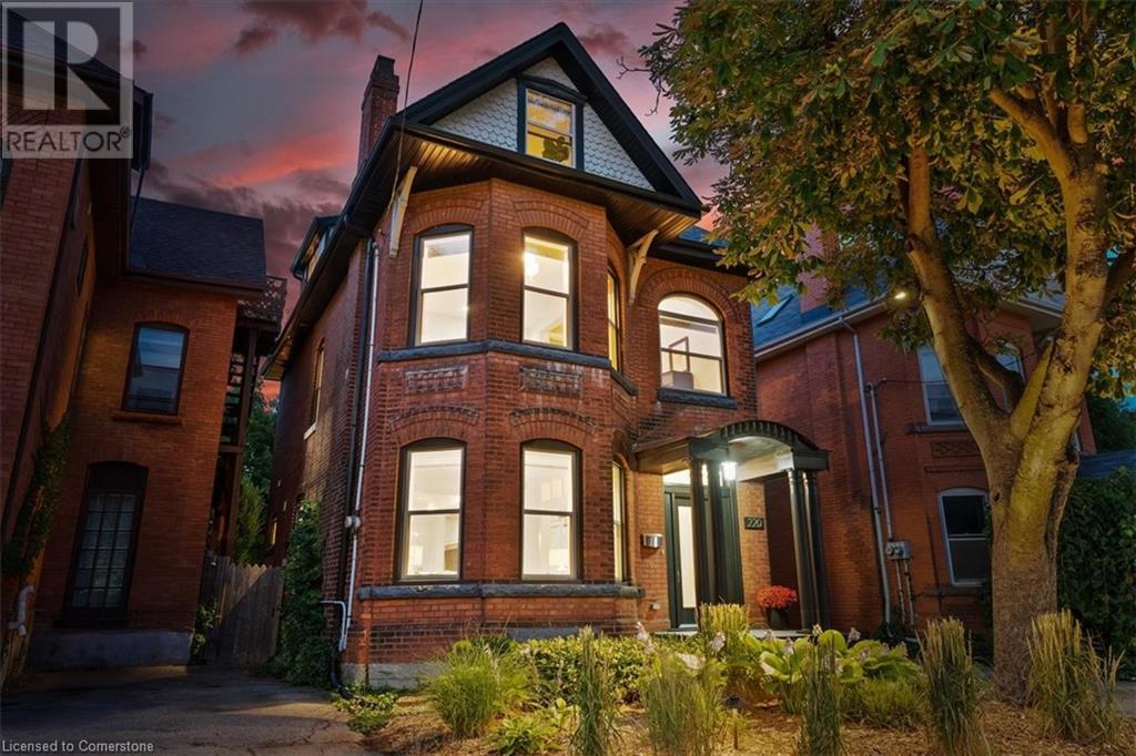 Photo 5 of 220 Herkimer Street, Hamilton ON