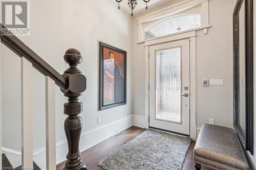 Photo 8 of 220 Herkimer Street, Hamilton ON
