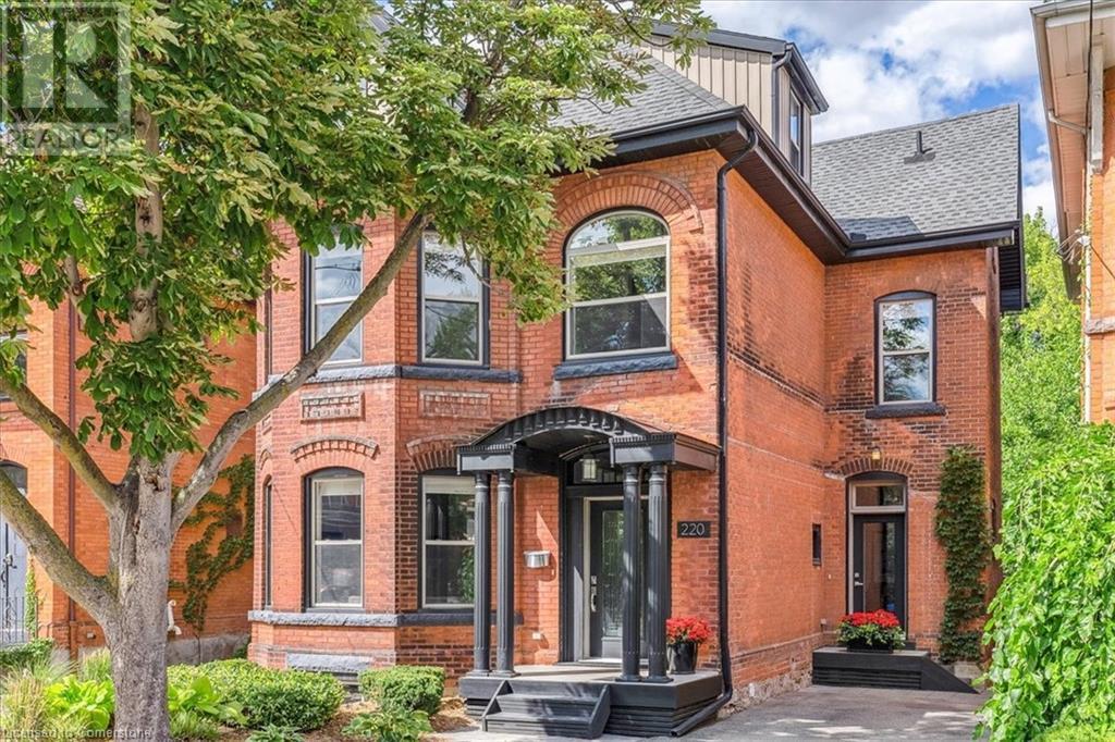 Photo 2 of 220 Herkimer Street, Hamilton ON