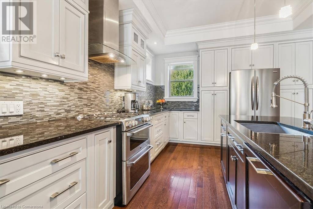 Photo 14 of 220 Herkimer Street, Hamilton ON