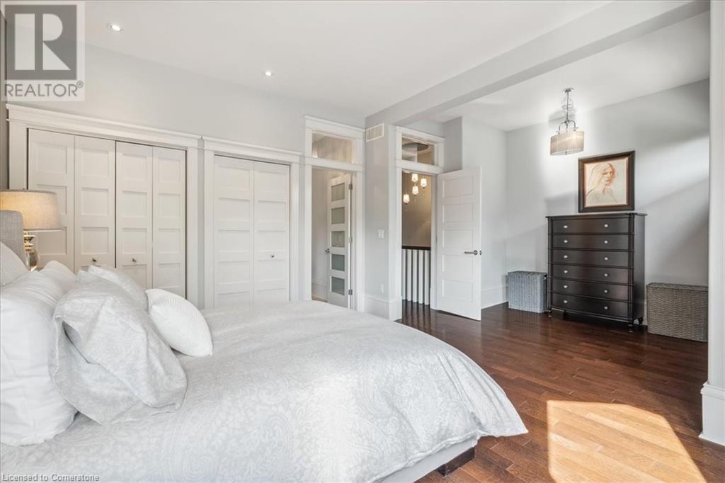 Photo 23 of 220 Herkimer Street, Hamilton ON