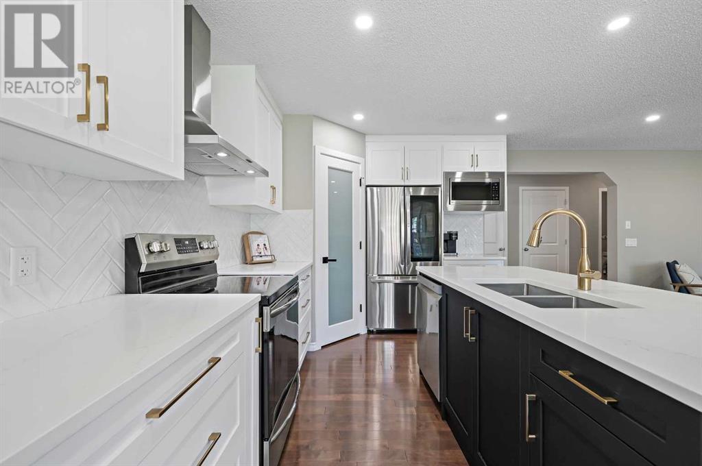 Single Family House for Sale in  Tuscany Reserve Rise NW Tuscany Calgary 
