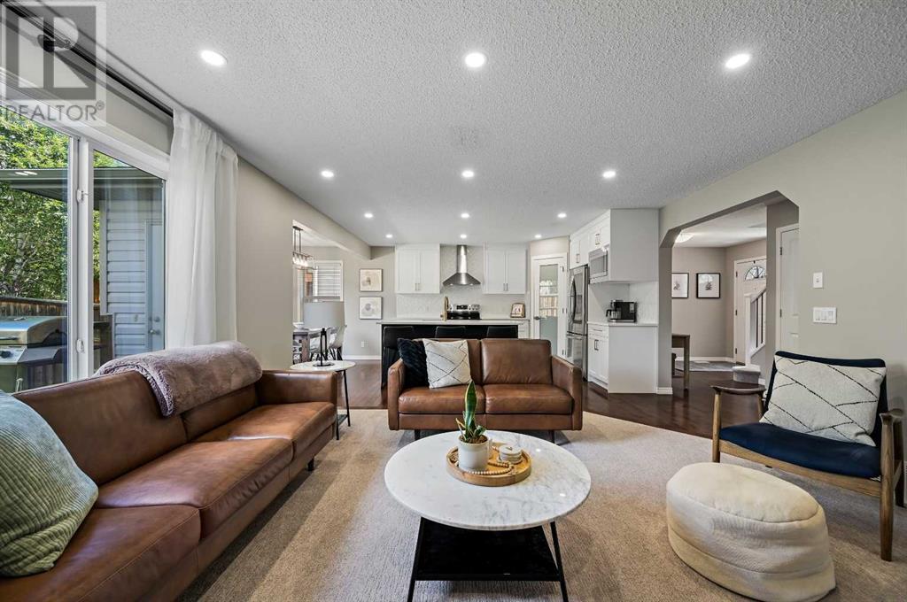 Single Family House for Sale in  Tuscany Reserve Rise NW Tuscany Calgary 