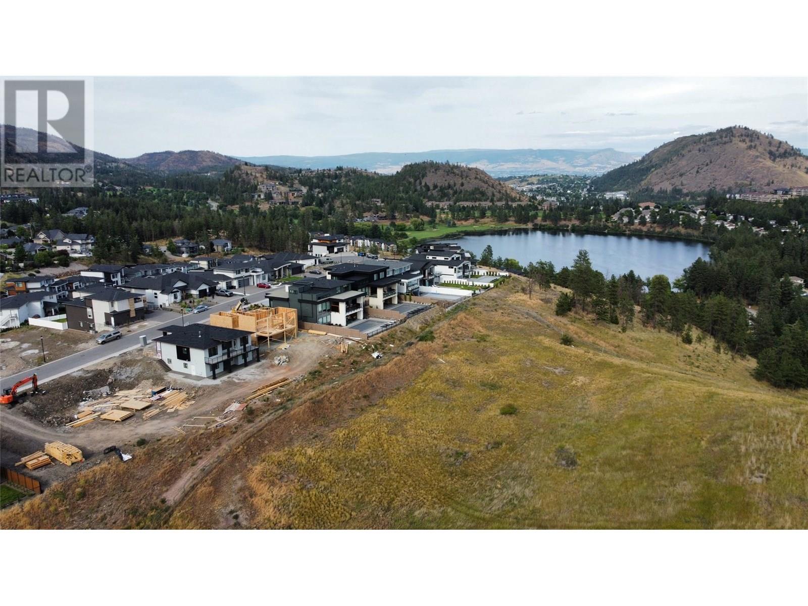 Photo 4 of 2527 Pinnacle Ridge Drive, West Kelowna BC