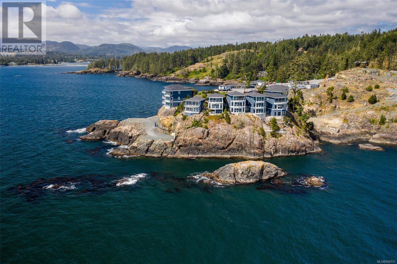 Photo 17 of 43 A 1000 Sookepoint Pl, Sooke BC