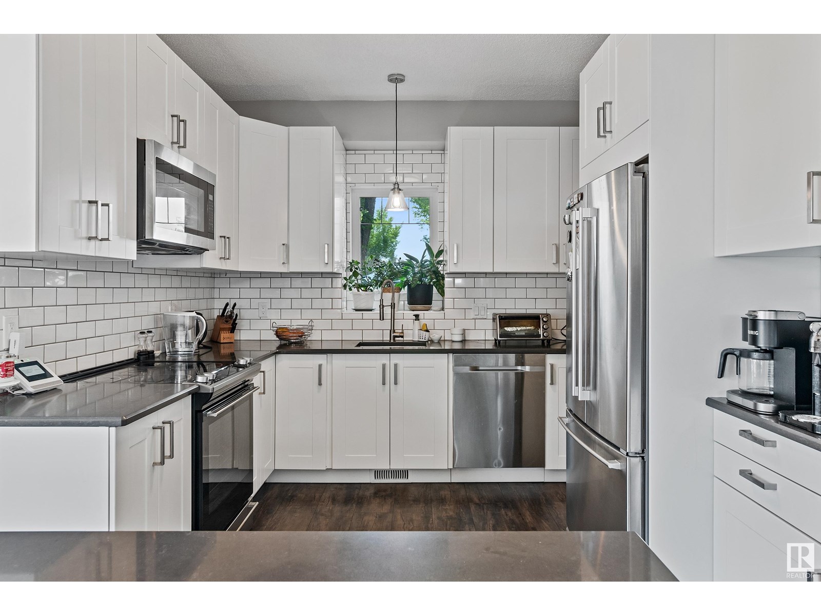 Photo 23 of 1853 Tomlinson Wy Nw, Edmonton AB
