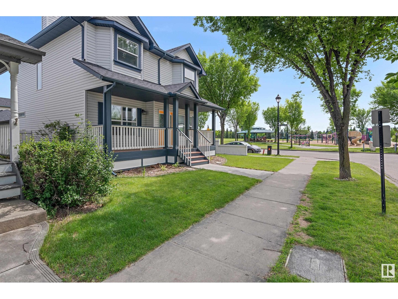 Photo 31 of 1853 Tomlinson Wy Nw, Edmonton AB