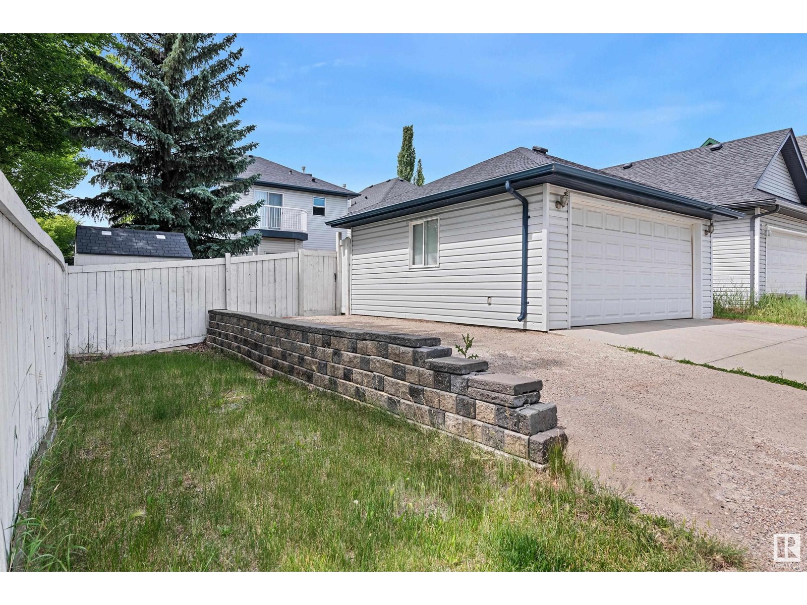 Photo 1 of 1853 Tomlinson Wy Nw, Edmonton AB