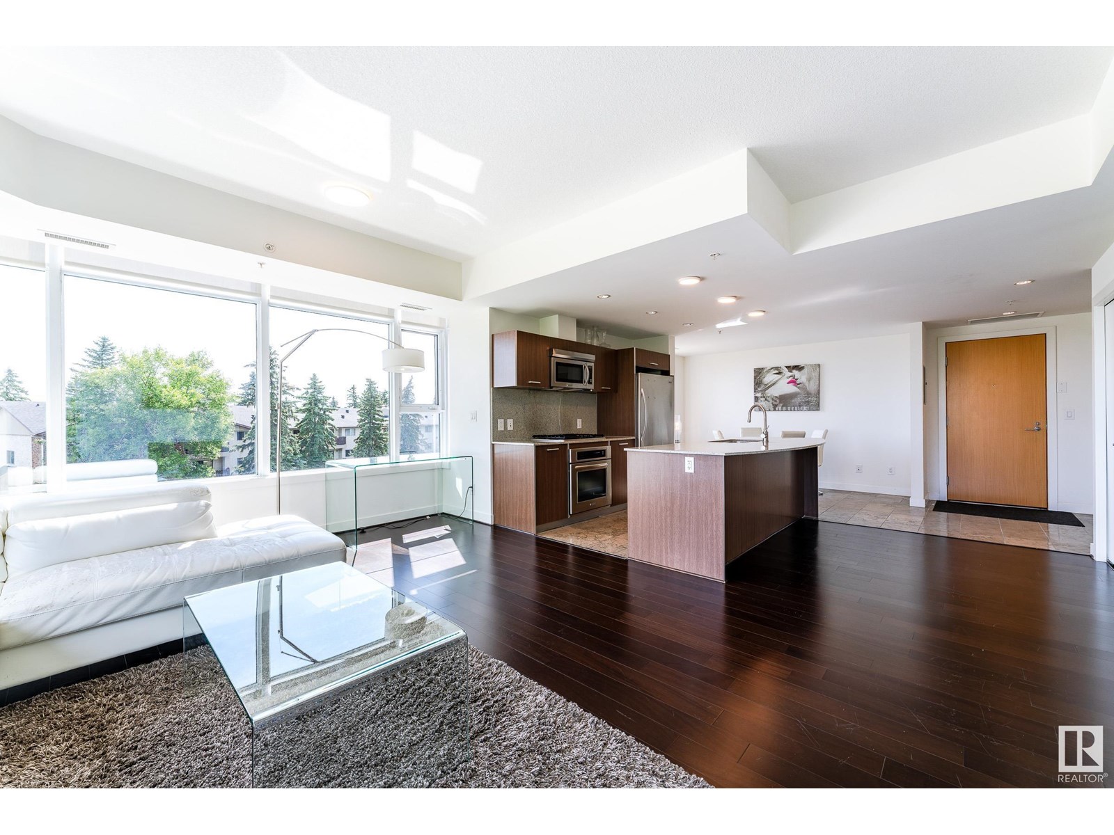 Photo 8 of 306 2510 109 St Nw, Edmonton AB