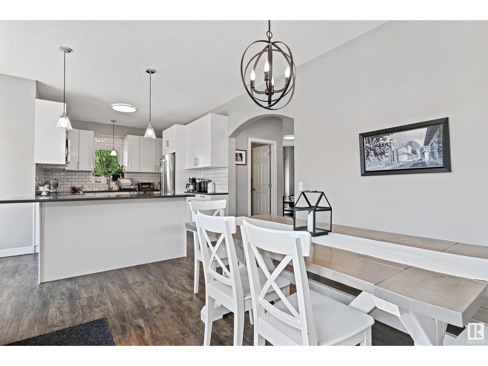 Photo 25 of 1853 Tomlinson Wy Nw, Edmonton AB