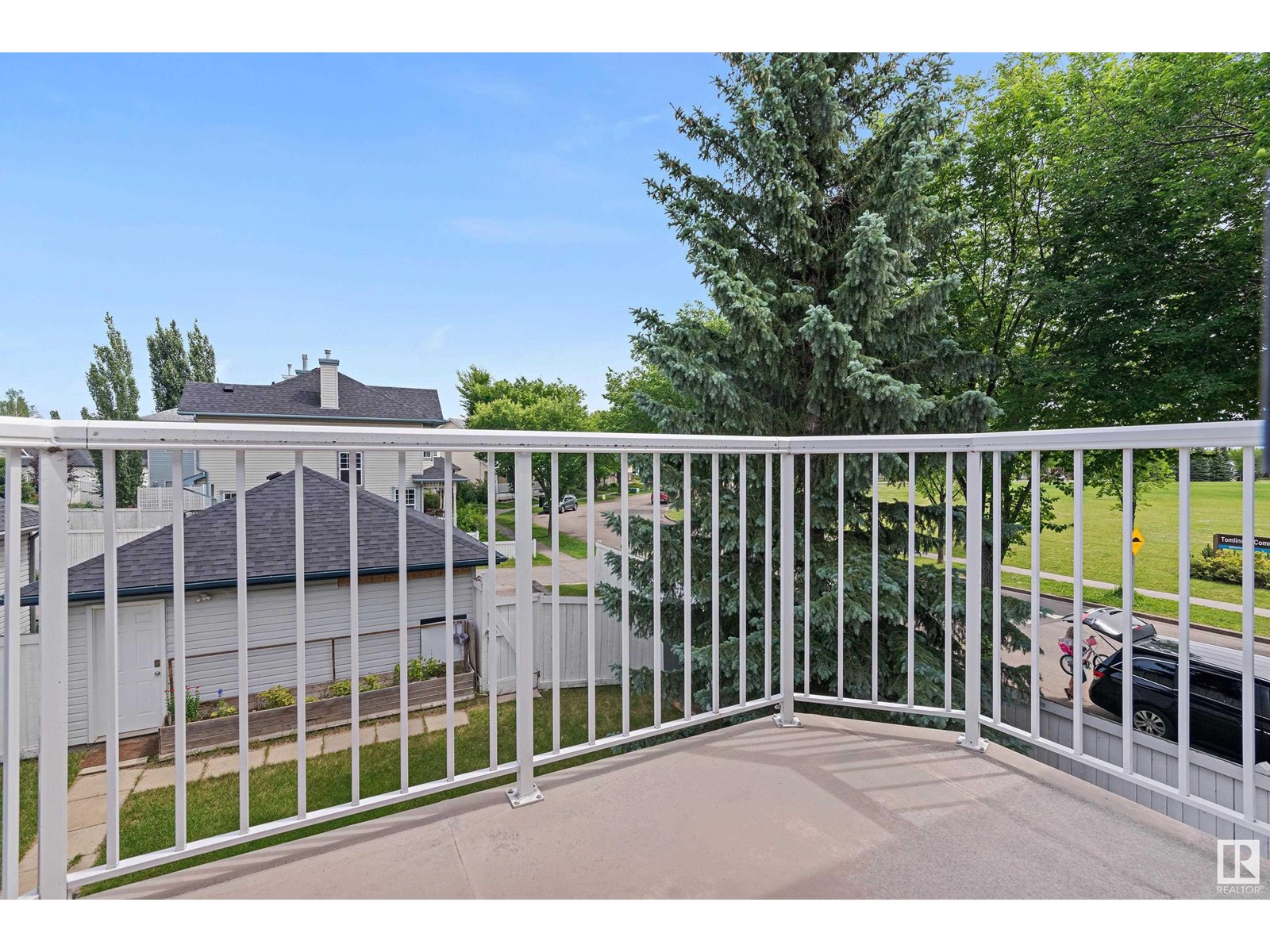 Photo 18 of 1853 Tomlinson Wy Nw, Edmonton AB