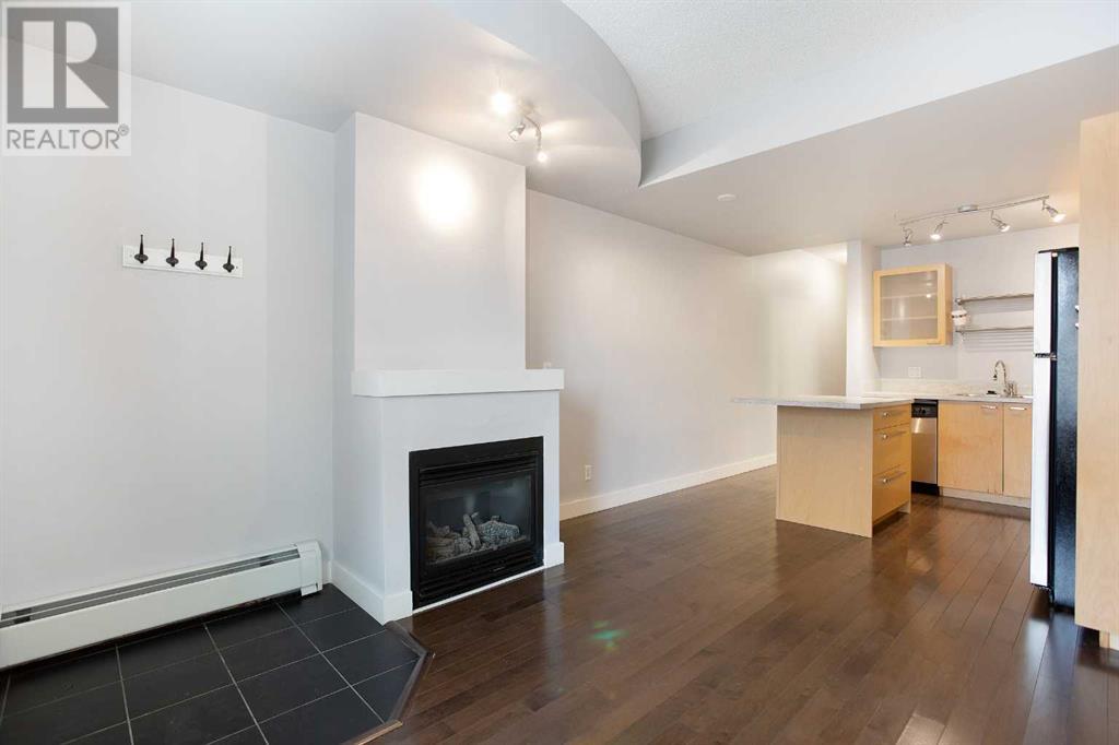 Single Family House Multi-level for Sale in    Avenue SW Mission Calgary 