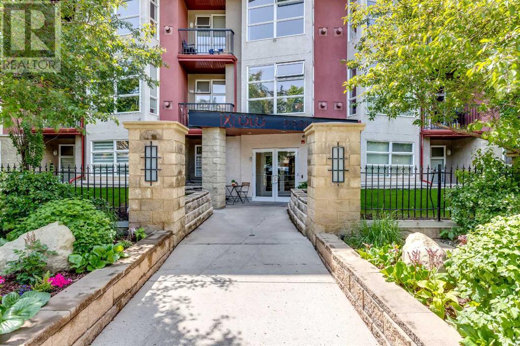 Single Family House Multi-level for Sale in    Avenue SW Mission Calgary 