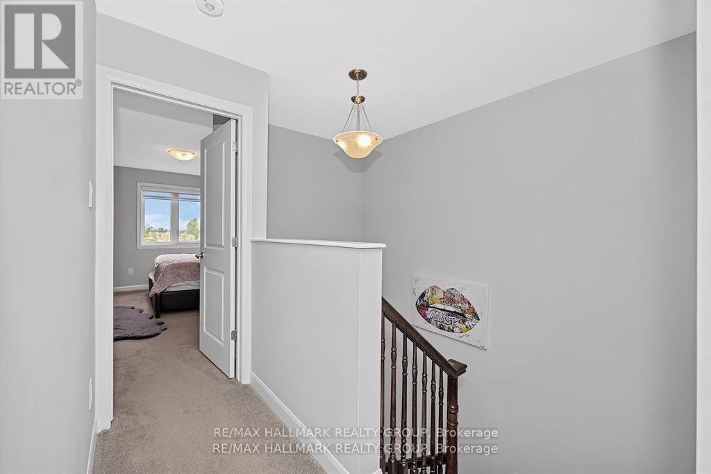 Photo 21 of 568 Prominence Way, Ottawa ON