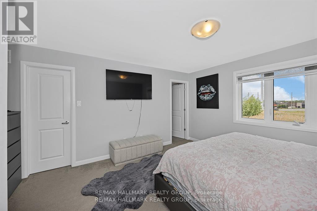 Photo 22 of 568 Prominence Way, Ottawa ON
