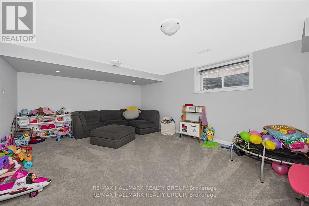Photo 40 of 568 Prominence Way, Ottawa ON