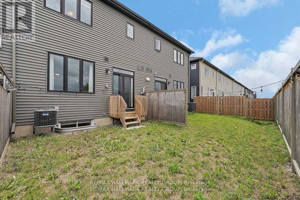 Photo 34 of 568 Prominence Way, Ottawa ON