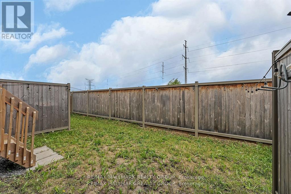 Photo 2 of 568 Prominence Way, Ottawa ON