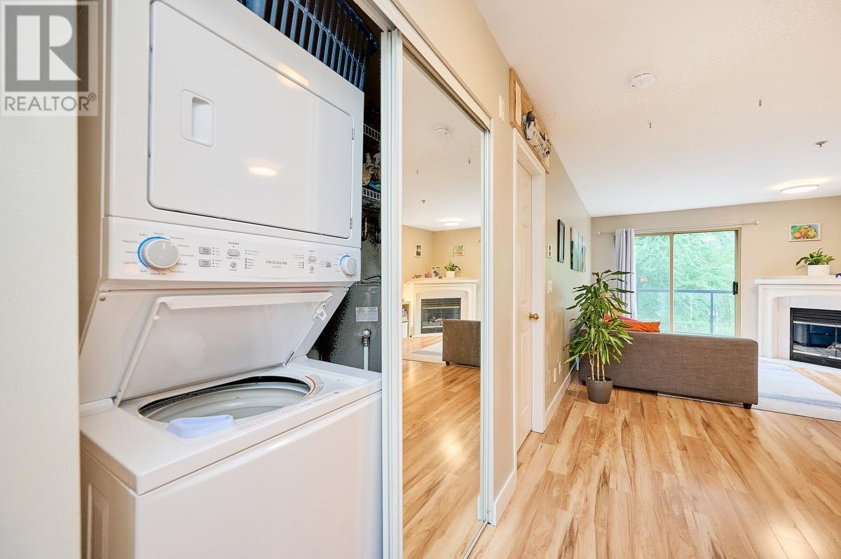 Photo 10 of 409 2615 Jane Street, Port Coquitlam BC