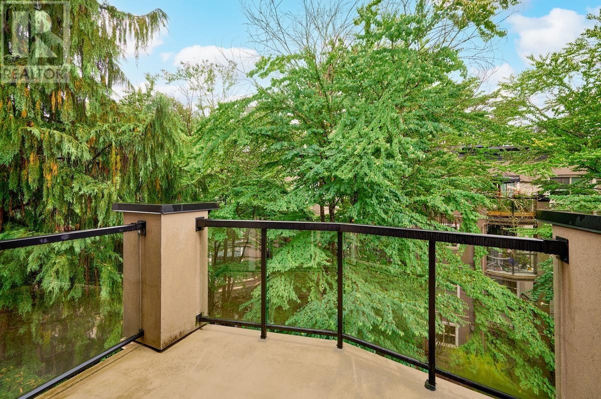 Photo 3 of 409 2615 Jane Street, Port Coquitlam BC