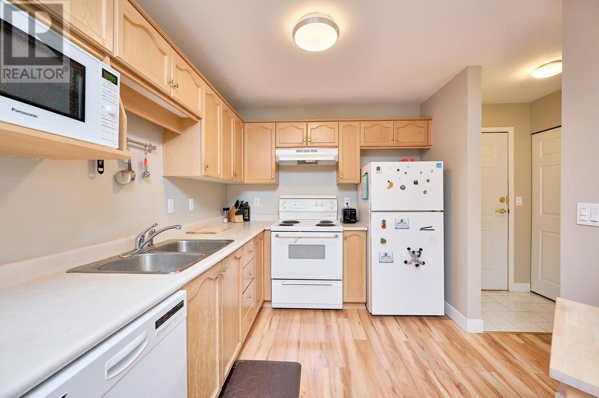 Photo 21 of 409 2615 Jane Street, Port Coquitlam BC