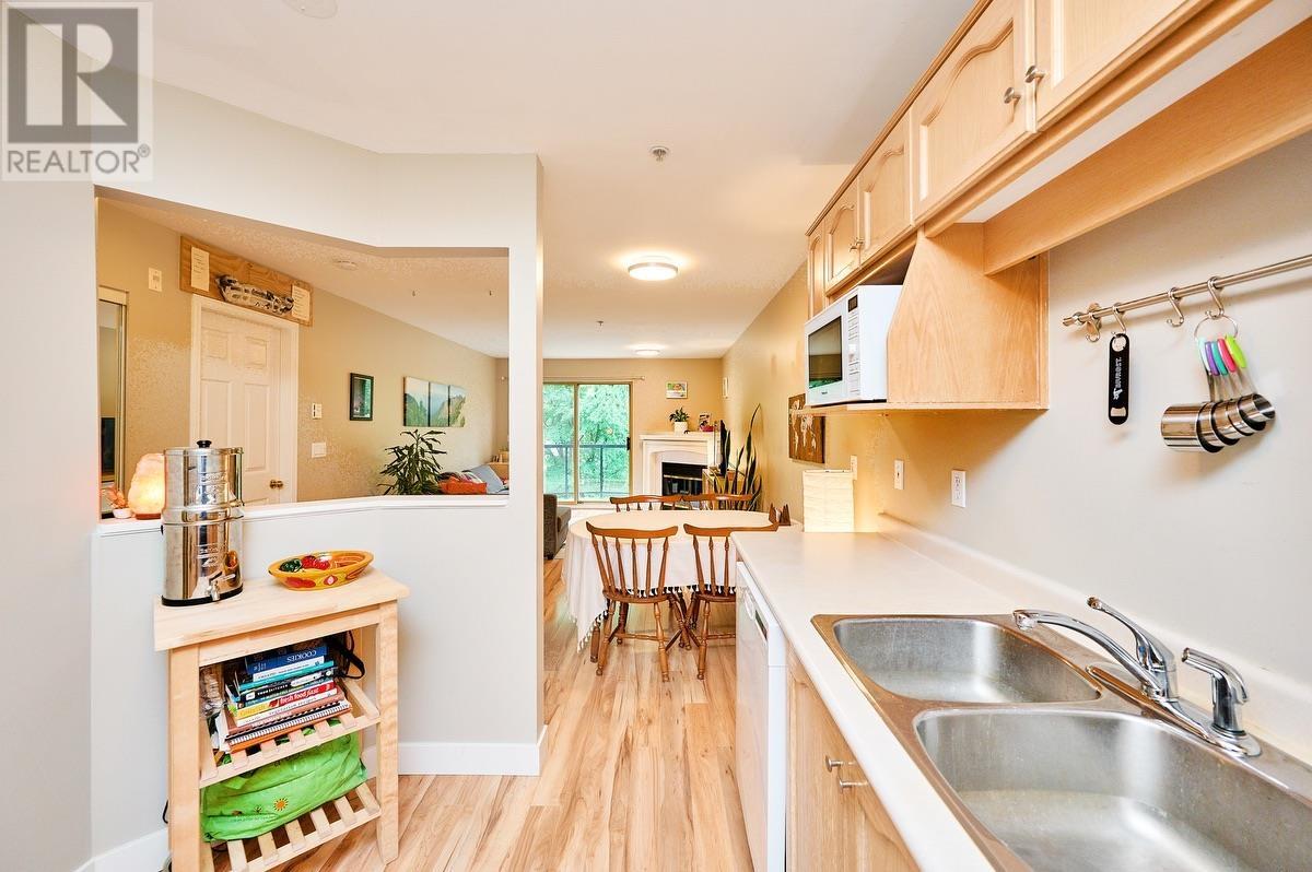 Photo 24 of 409 2615 Jane Street, Port Coquitlam BC