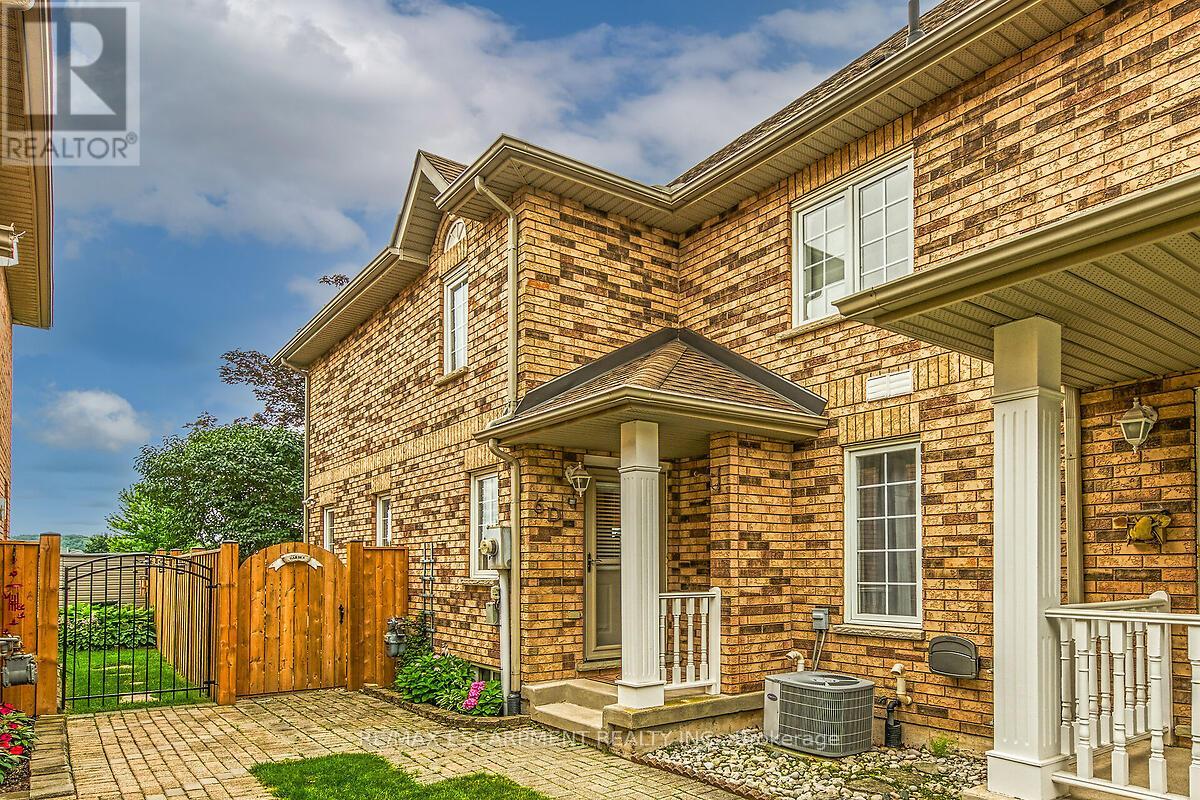 Photo 14 of 6 D Brown Drive, St Catharines ON