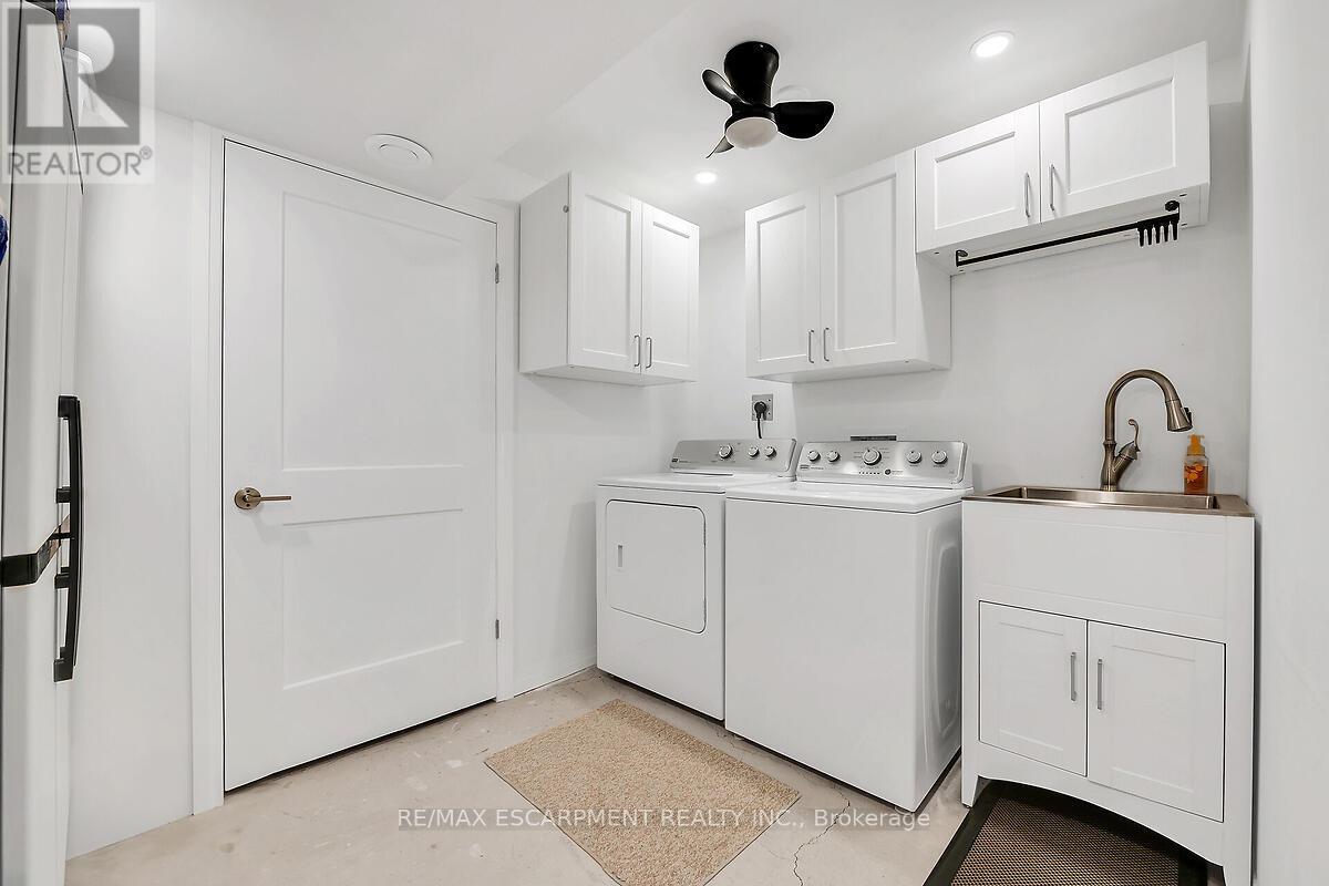 Photo 5 of 6 D Brown Drive, St Catharines ON