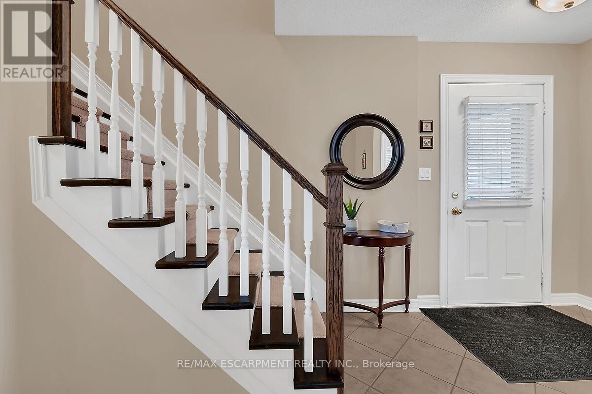 Photo 12 of 6 D Brown Drive, St Catharines ON