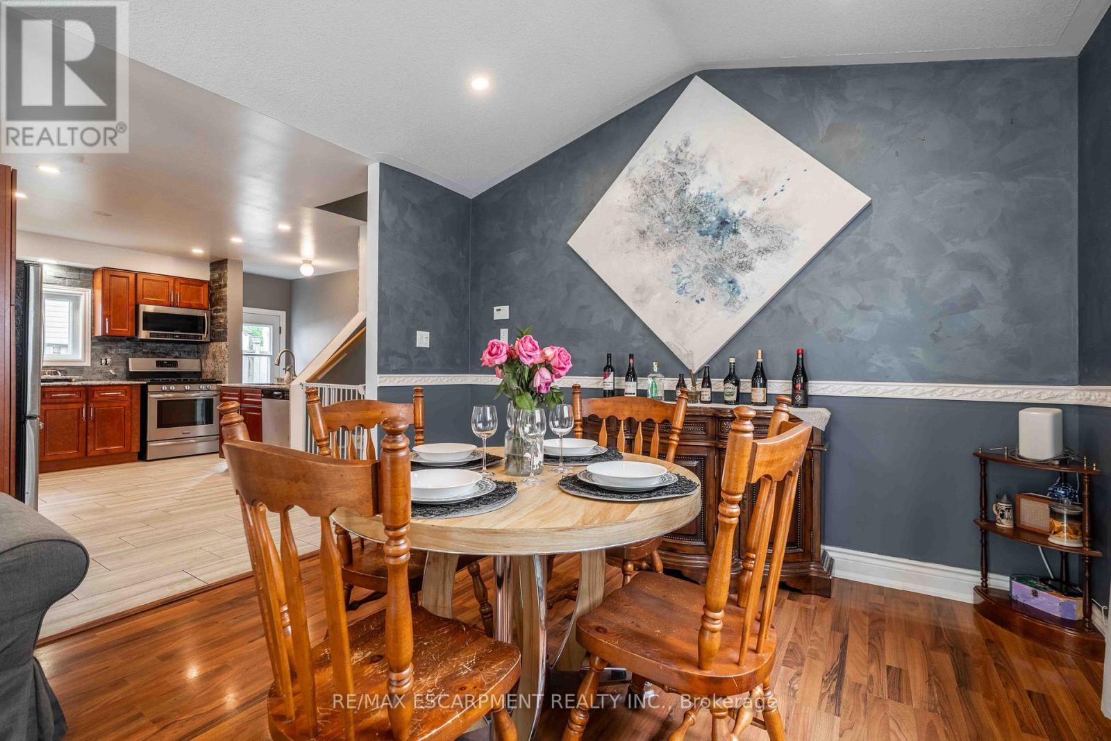 Photo 40 of 30 Glengary Crescent, Haldimand ON