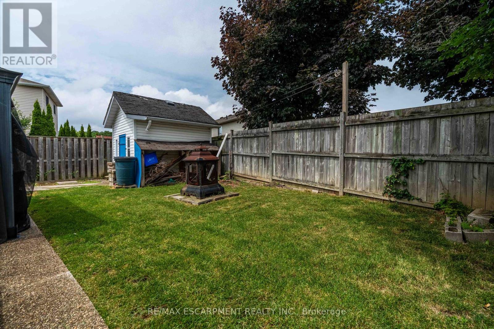 Photo 44 of 30 Glengary Crescent, Haldimand ON