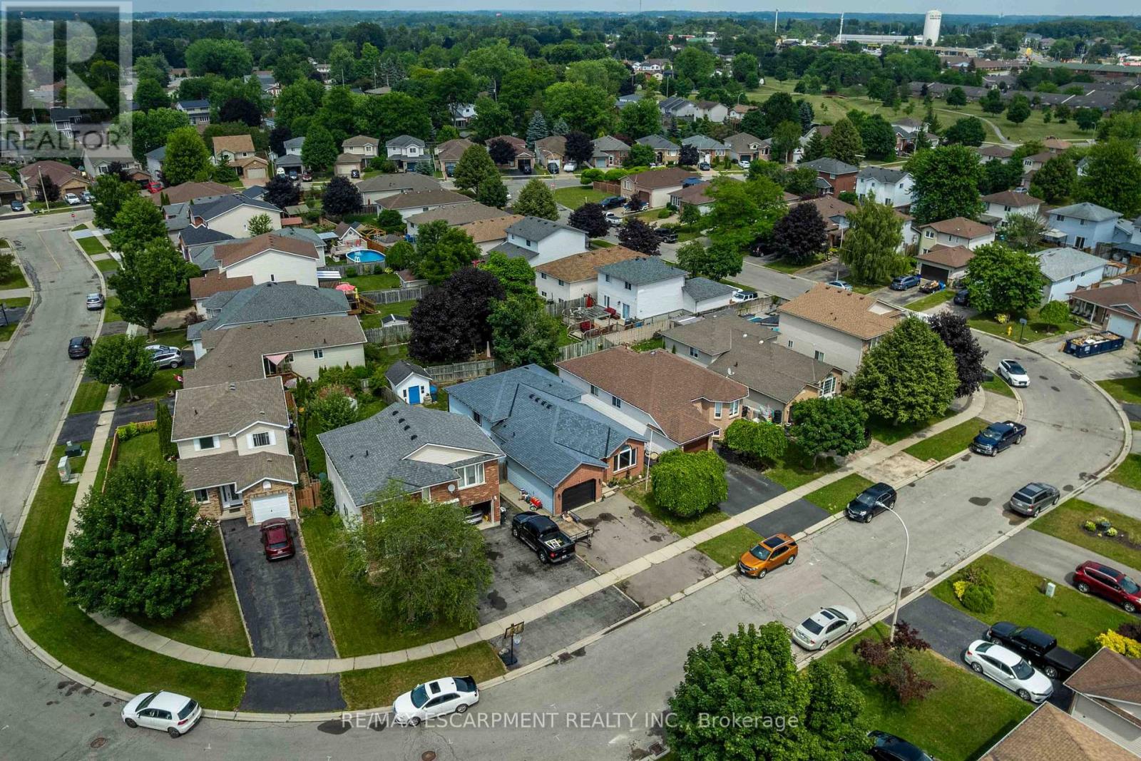 Photo 34 of 30 Glengary Crescent, Haldimand ON
