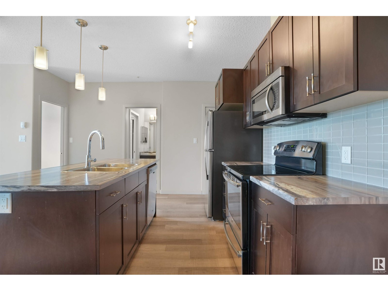 Photo 9 of 304 320 Ambleside Link Li Sw, Edmonton AB