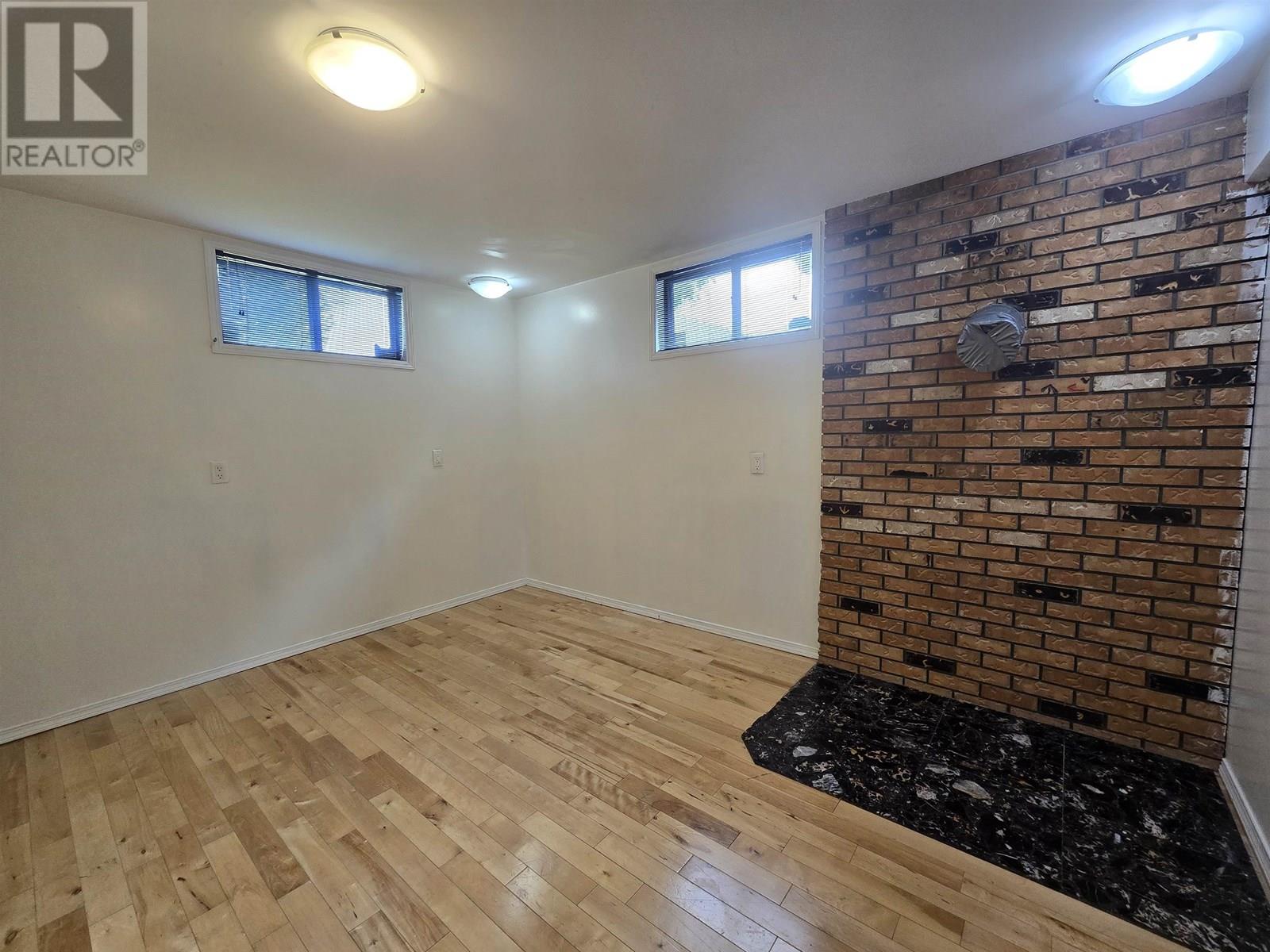 Photo 21 of 402 N Quinn Street, Prince George BC
