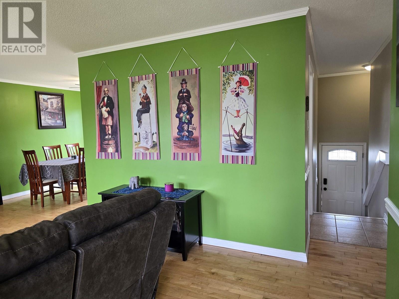 Photo 25 of 402 N Quinn Street, Prince George BC