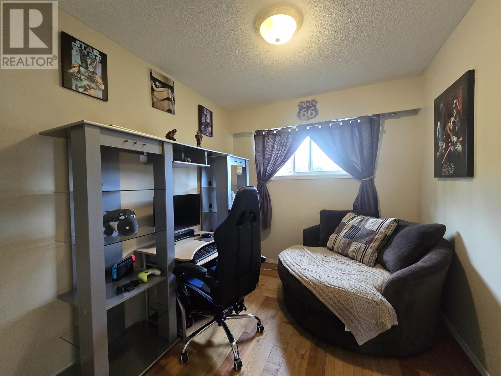Photo 20 of 402 N Quinn Street, Prince George BC