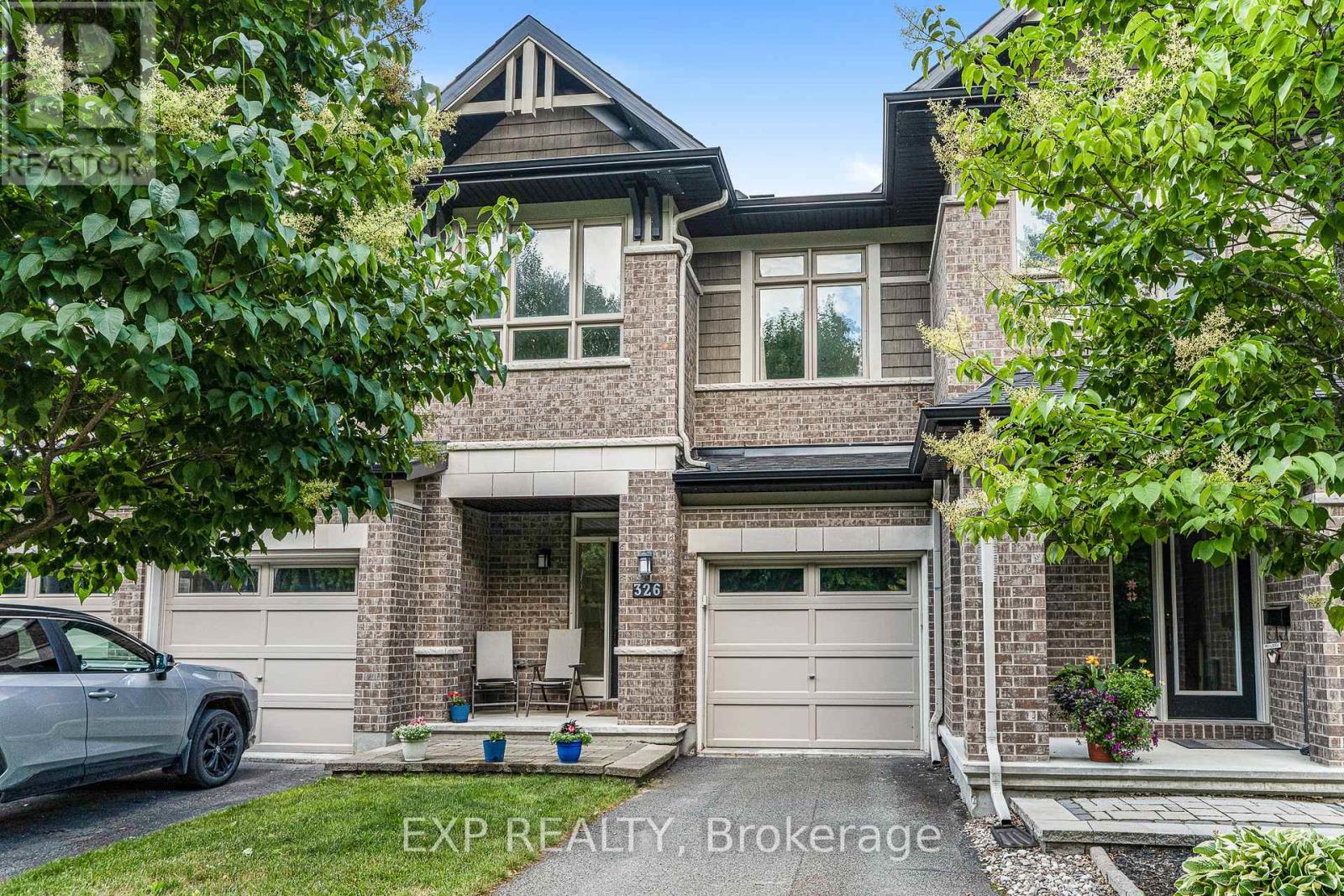 326 Trailsedge Way