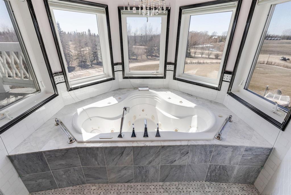 Photo 5 of 51037 Heatherdale Road, Lorette MB