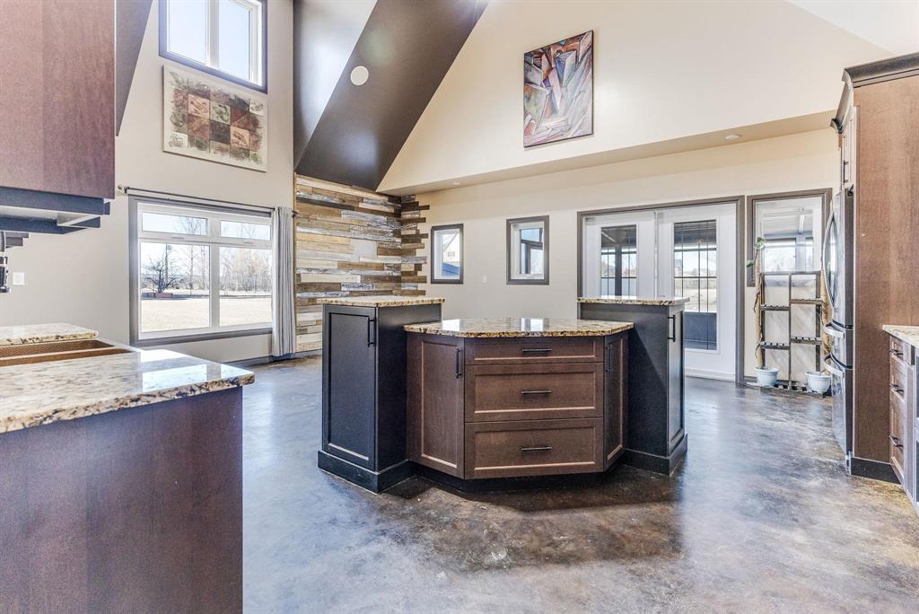 Photo 14 of 51037 Heatherdale Road, Lorette MB