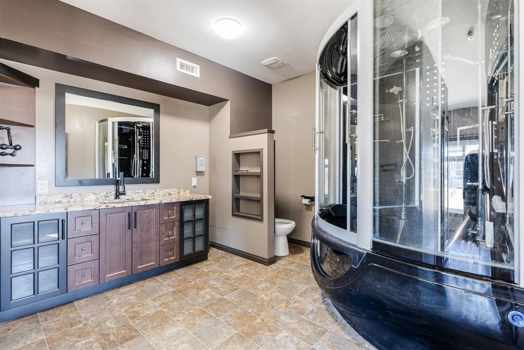 Photo 17 of 51037 Heatherdale Road, Lorette MB