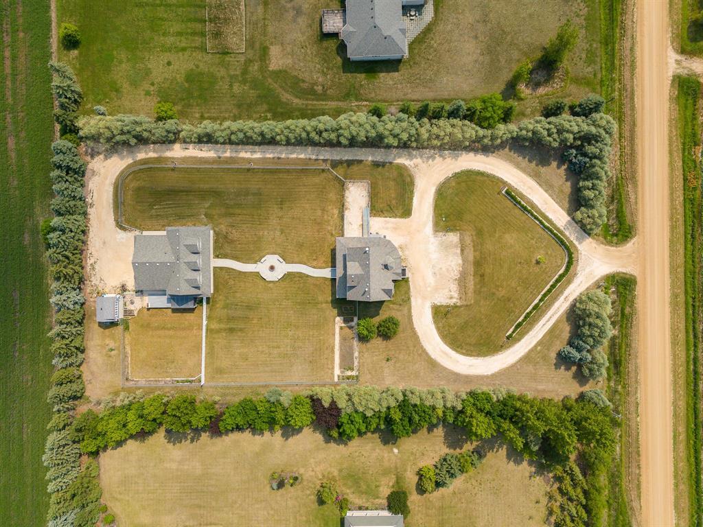 Photo 28 of 51037 Heatherdale Road, Lorette MB